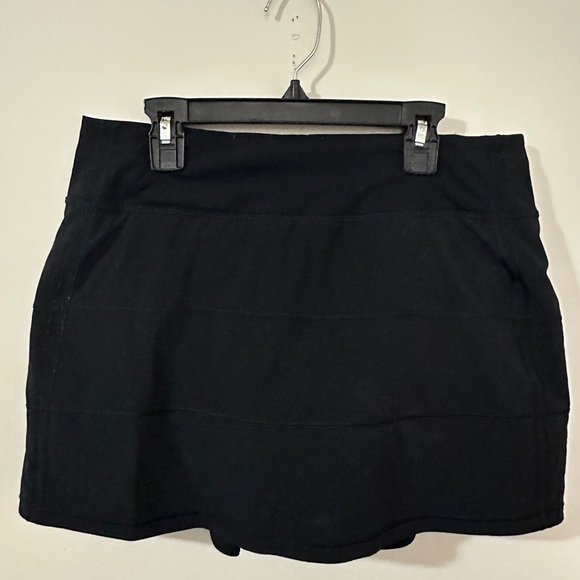 Lululemon Pace Rival Mid Rise Skirt Tall size 6 - Picture 2 of 12